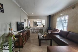 Bedroom Property for Sale in Richmond Estate Western Cape